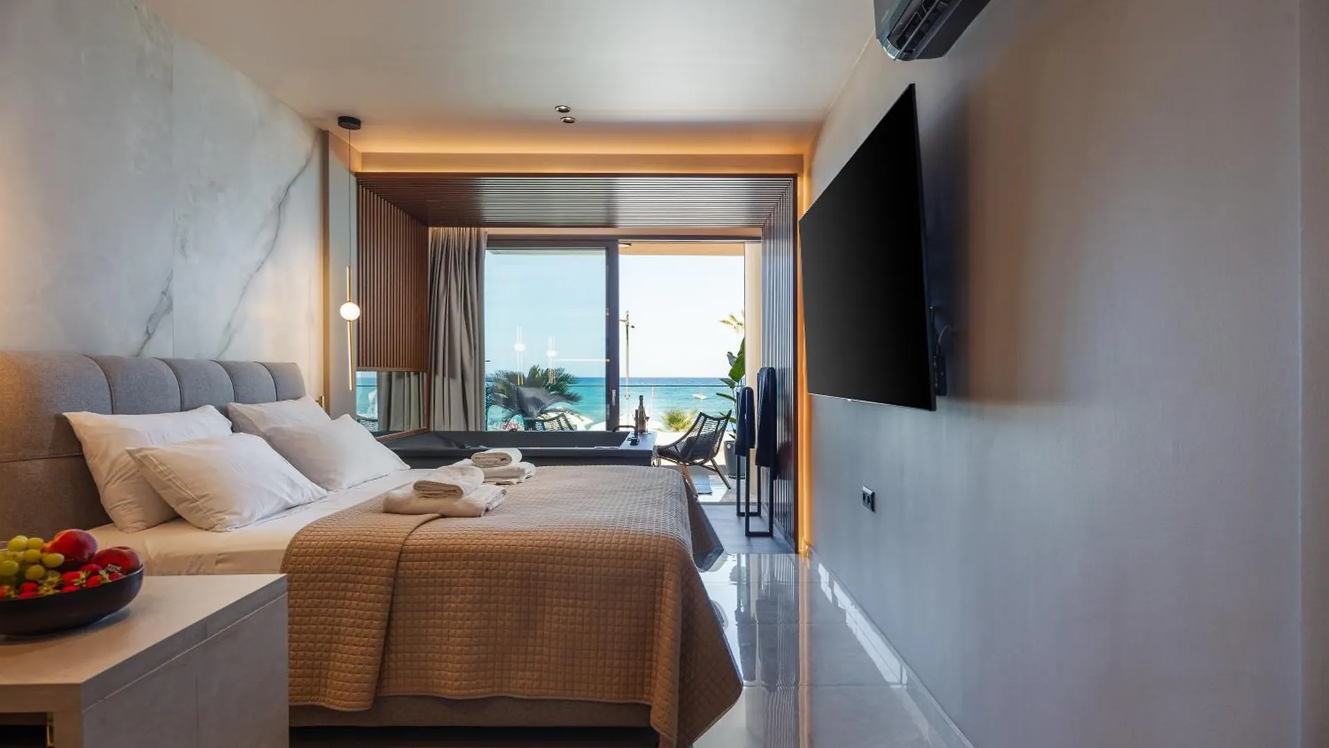 La Vie En Mer Apartments Rethymno  Greece