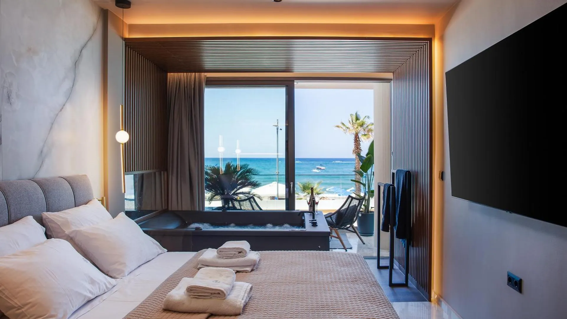 La Vie En Mer Apartments contacts